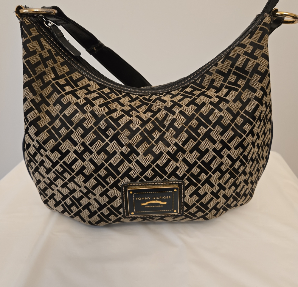 Tommy Hilfiger Black & Beige Jacquard Shoulder Hobo